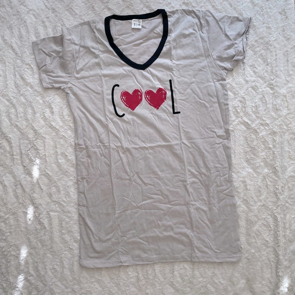 NWOT Women’s Nightshirt With Travel Bag